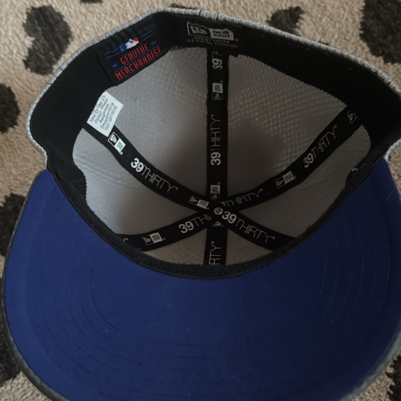 Texas Rangers Hat - Picture 3 of 6